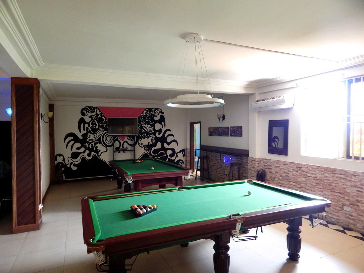 Sweet Garden Hotel Kumasi Buitenkant foto