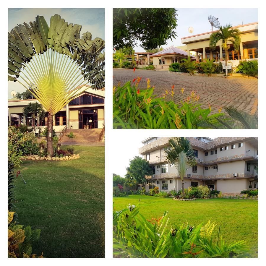 Sweet Garden Hotel Kumasi Buitenkant foto